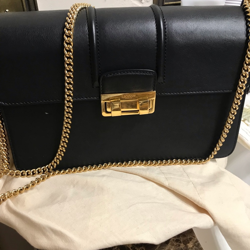 Meet your Posher, Sade